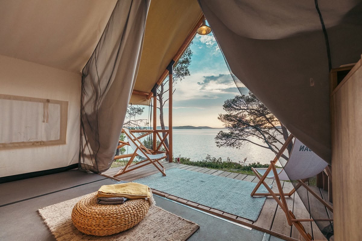 Luxury Safari Lodge Interior